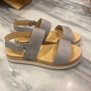 Nisolo Go To Flatform sandal